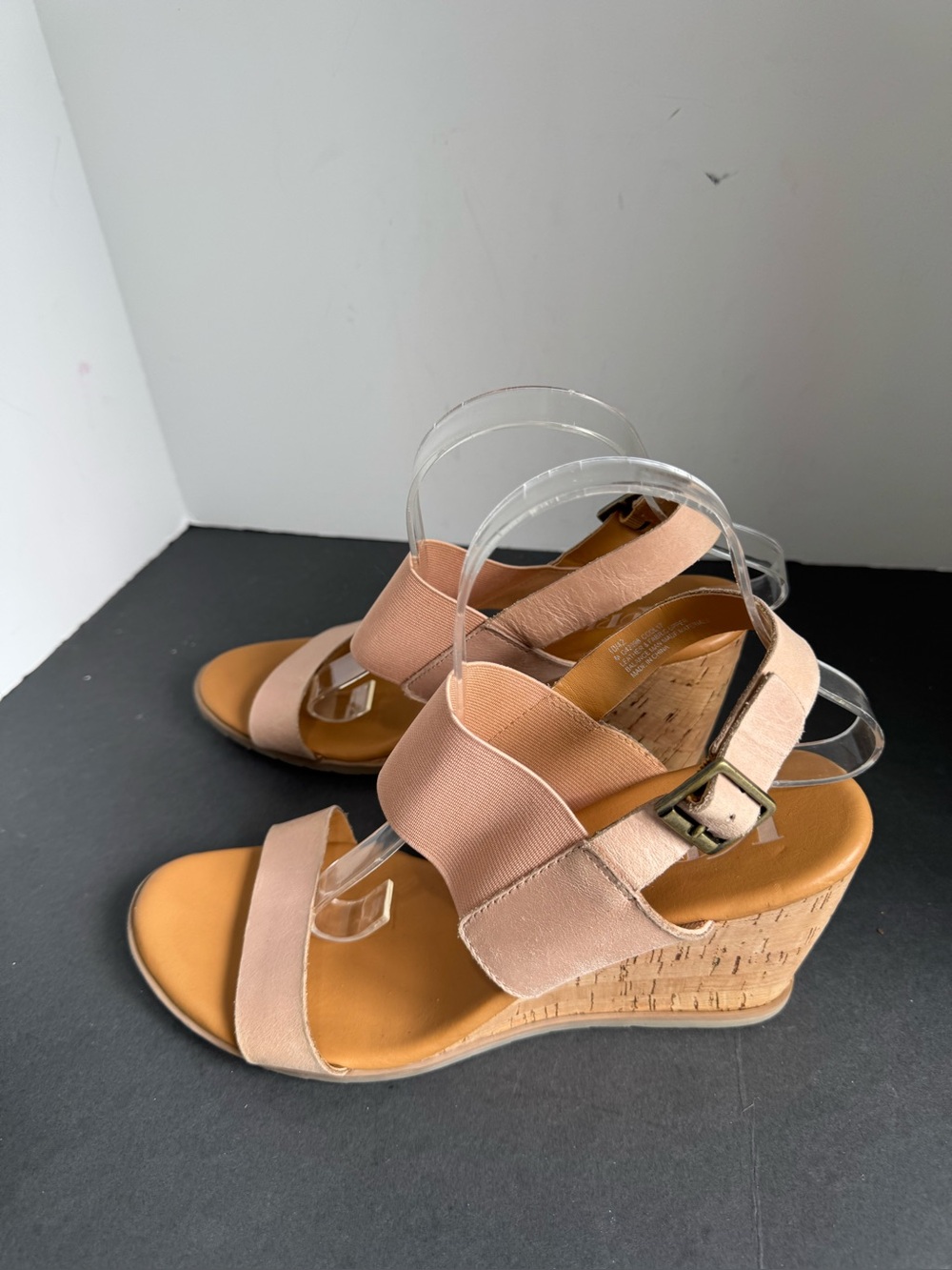 Korks Women’s Leather/Elastic Wedge Sandals. Size 10 - Picture 7 of 16